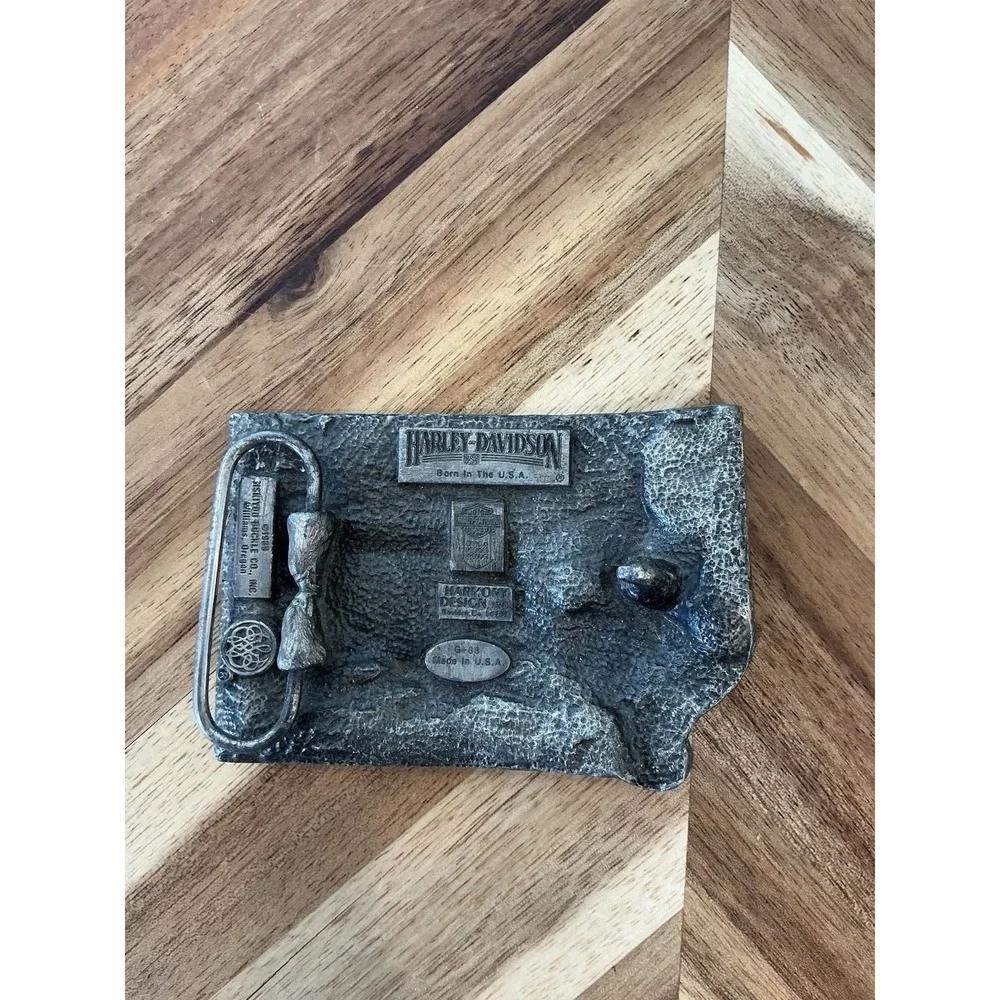 Vintage 1989 Harley Davidson Motorcycle Siskiyou‎ Belt Buckle Eagle Flag Engine